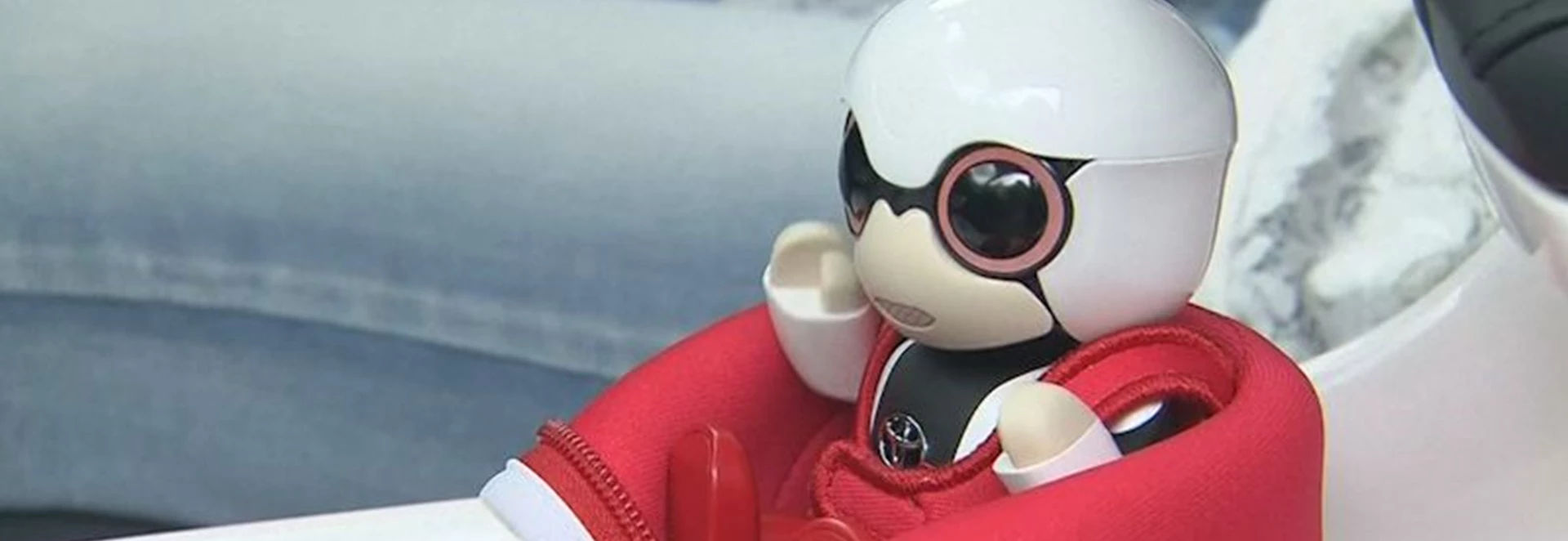 Toyota has made a cute little robot to keep drivers company 